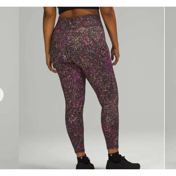 READ DESCRIPTION Women 10 Piece Lululemon Leggings Mixed Size Mixed Style Bundle - Picture 4 of 4